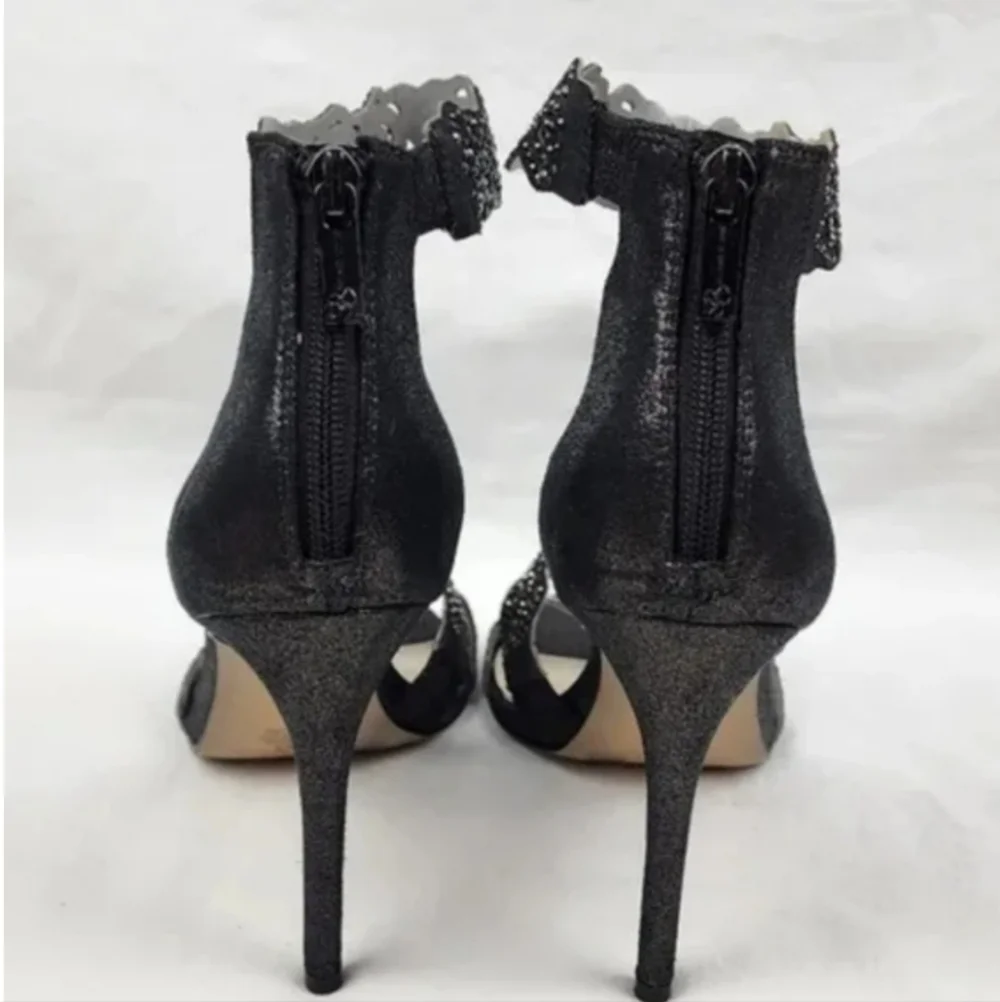 Jessica Simpsons Geela Heels Sandals
